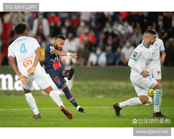 巴黎关键比赛表现不稳定性凸显,逐步反映于本赛季竞争格局变化