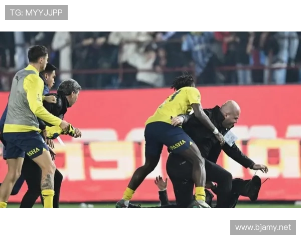 巴尔韦德vs罗德里：中场控场表现核心差距在哪