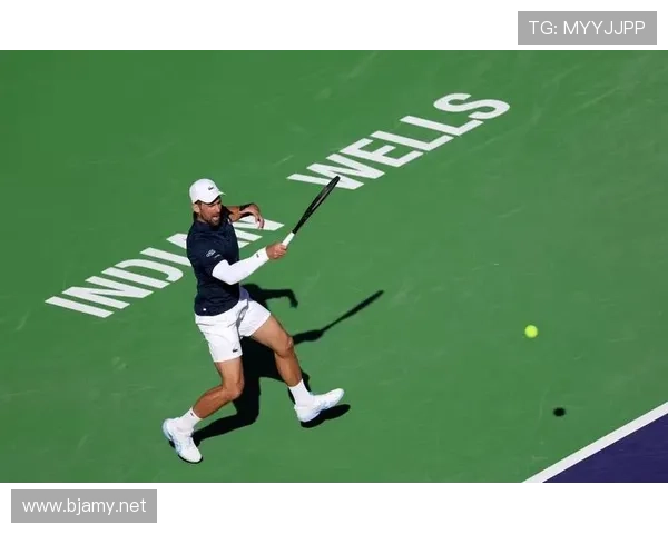 德约科维奇家冰箱里只有水和蛋白粉，连狗都瘦成闪电