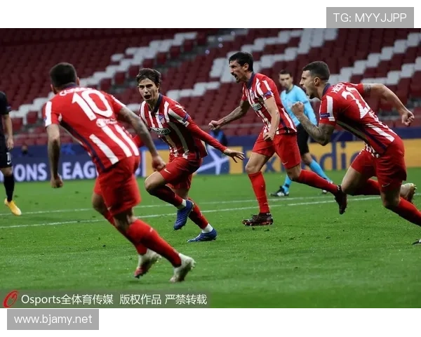 菲利克斯这自律程度，凌晨四点健身房打卡跟闹着玩似的