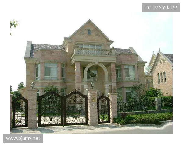 谌利军球场外的豪宅开party，邻居都说不像运动员啊！